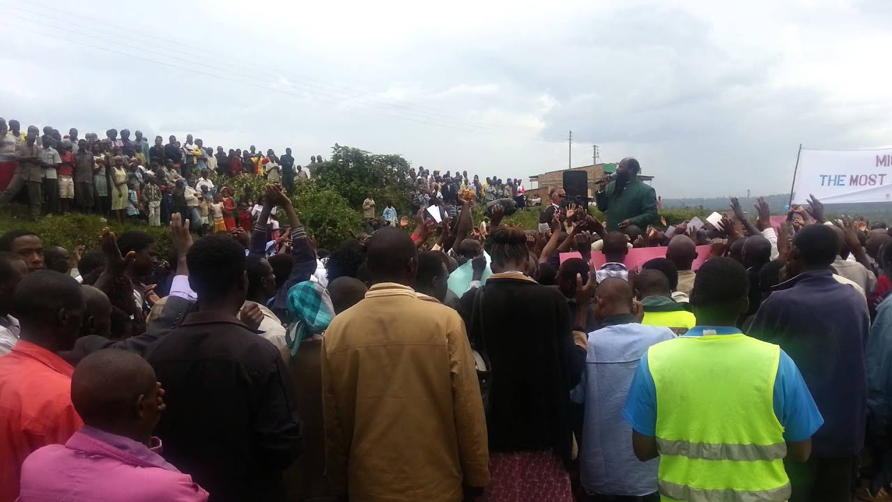 20130102 Man of God preaching on the road Chebole - YouTube