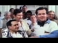 Jack Nicholson accepts his award on the set of One Flew Over the Cuckoo