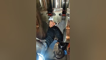 installed new main bearing of Mak 9M32