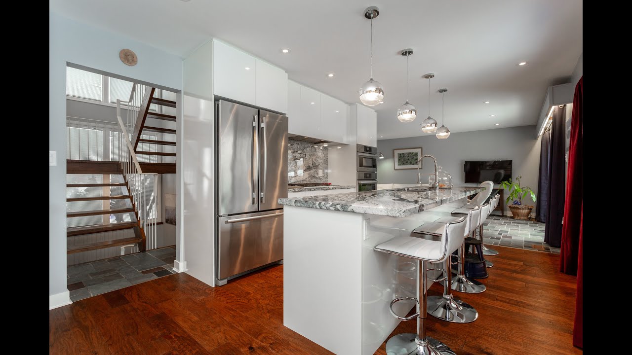 Custom Built Home On The Niagara Escarpment FOR SALE 11 Braemar