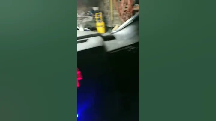 Wildcat X stereo installed(2)