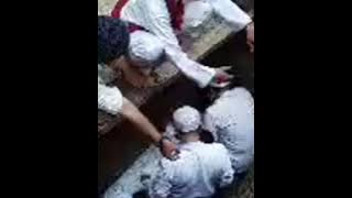 Pemakaman ALM KH. RIZQI DZULKARNAIN. MA Menantu  ALM. ABUYA KH.SYAIFUDIN AMSIR