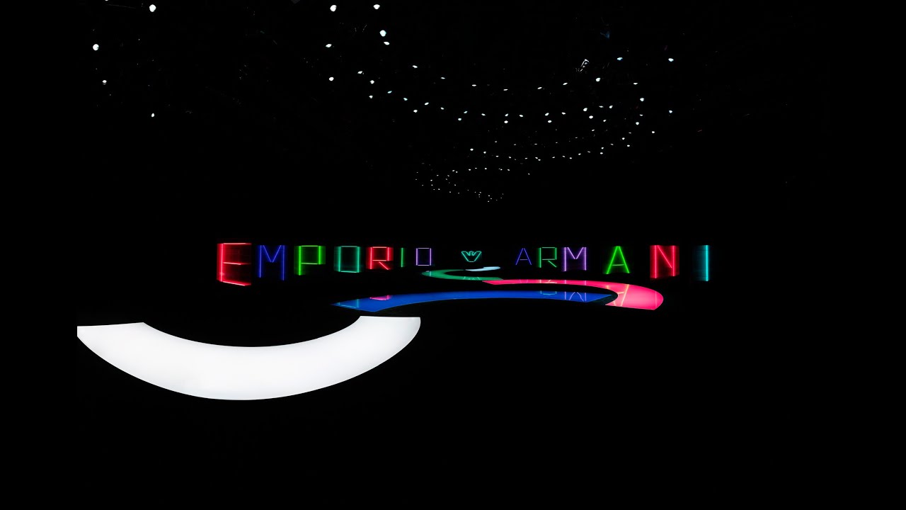 Emporio Armani FW21-22 Show - In the Mood for Pop