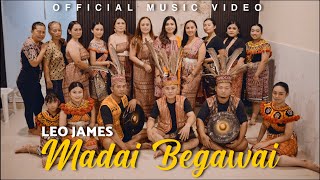 Madai Begawai  Leo James   