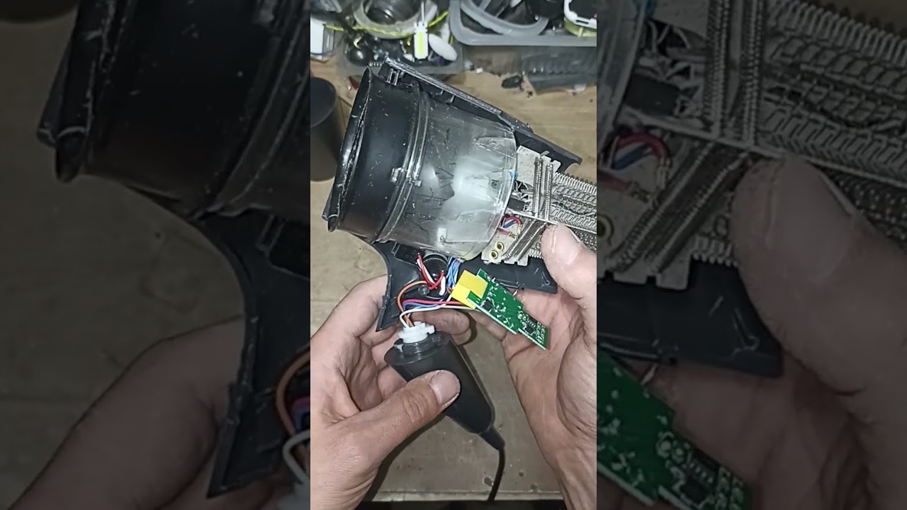 Разборка и обзор фена Phillips BHD 538