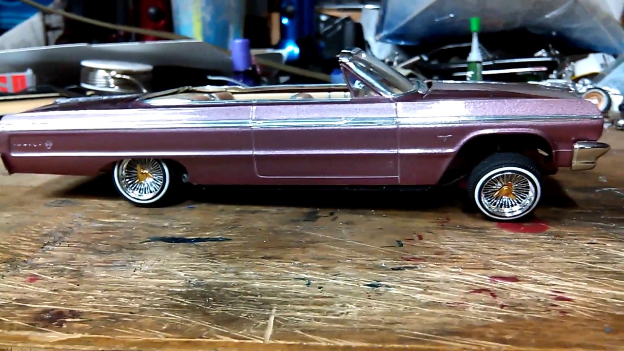 Lowrider model car '64 Impala bumper checkin