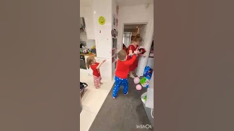 Mummy Gets Silly Stringed! (Hilarious Family Prank!) #kidsvideo #kids