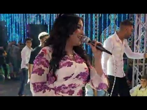 عمرك شوف ورده لابسه ورد