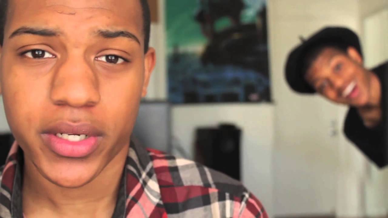 Cry Me A River - Post a video response of you knuckle touching the camera so I can use it in a video! Make it creative! :D