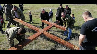 Поклонный крест в селе Отказное.