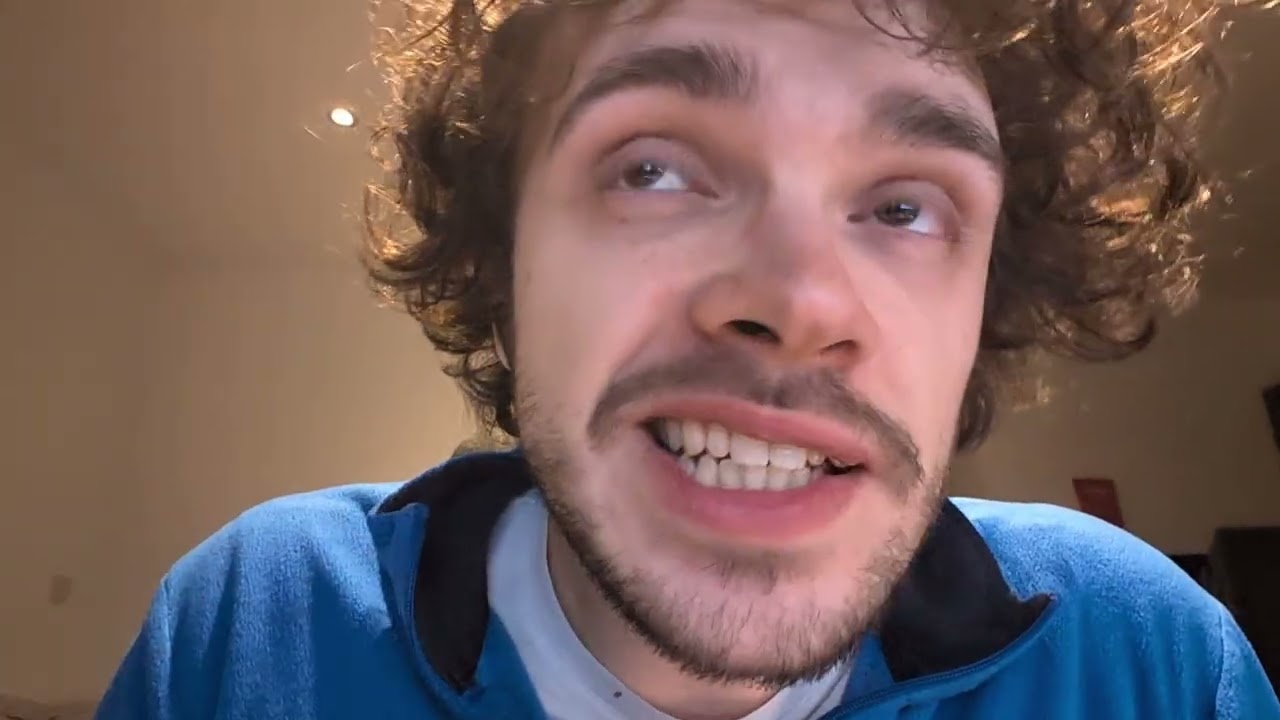 ASMR-видео с вопросами! Шепот, звуки письма, перелистывание страниц.