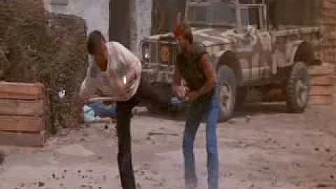 Chuck Norris vs David Carradine real kung-fu battle