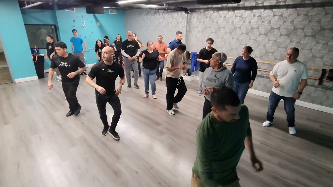 SALSA FOOTWORK - Salsa Kings Homestead Class 11/11/25 💃🕺👑🎵😊👍 Salsa Casino