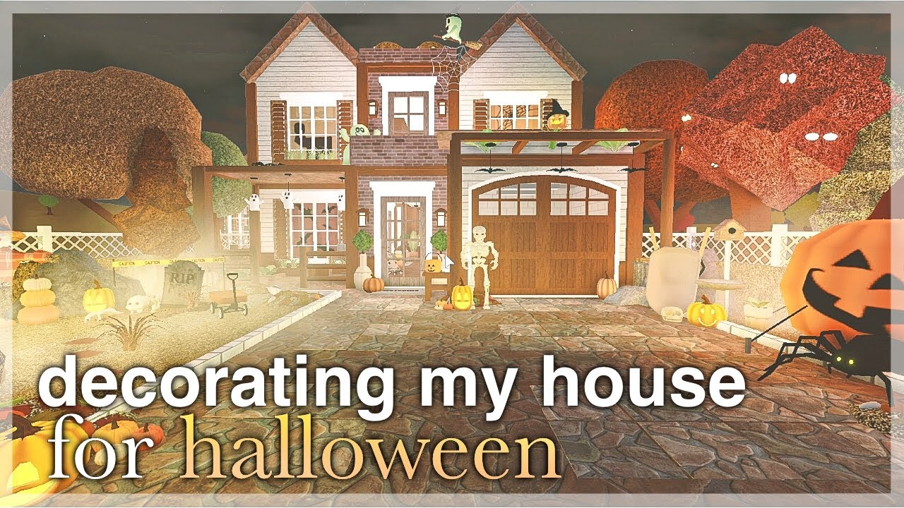 Pin by Asiiyah Grant on roblox house ideas  Bloxburg fall decor, Halloween  decals, Halloween house