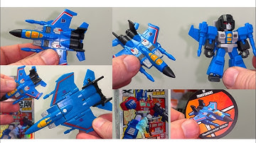 Transformers galaxy defender G1 Thundercracker review. Generation one Blokees vehicle mode figure