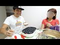 Japanese Son Cooks Takoyaki For Singaporean Family🇸🇬👨‍👩‍👧‍👧