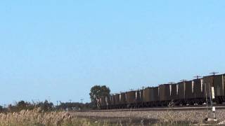 UP 5979 alone leads coal with SD70ACE as DPU