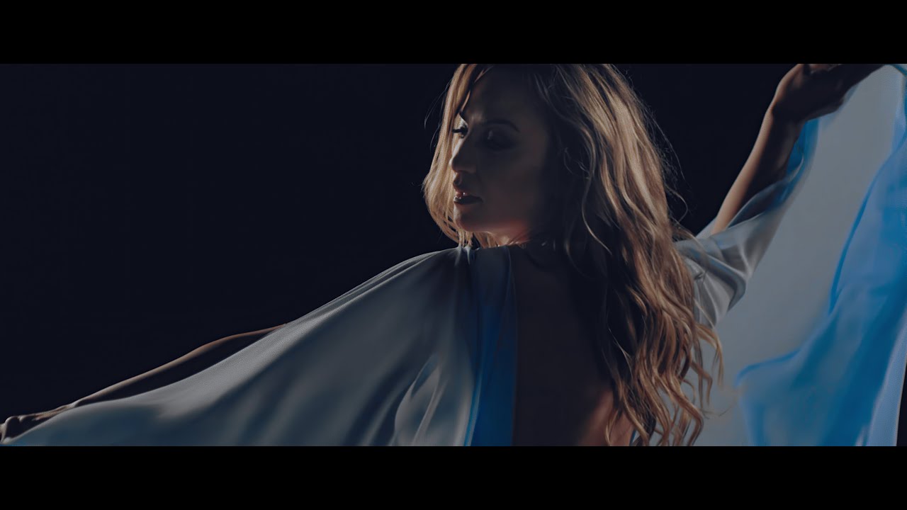 Jelena Tomasevic - Diraj mi usne - (Official video 2020)
