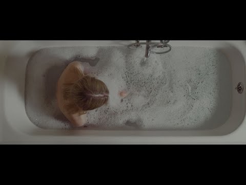 Mile Kekin – Samo moja (Official Video) – YouTube Mile Kekin – Samo moja (Official Video) – YouTube