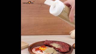 Empty Clear Plastic Condiment Bottles with White Flip Top Cap Empty Clear Plastic Condiment Bottles with White Flip Top Cap