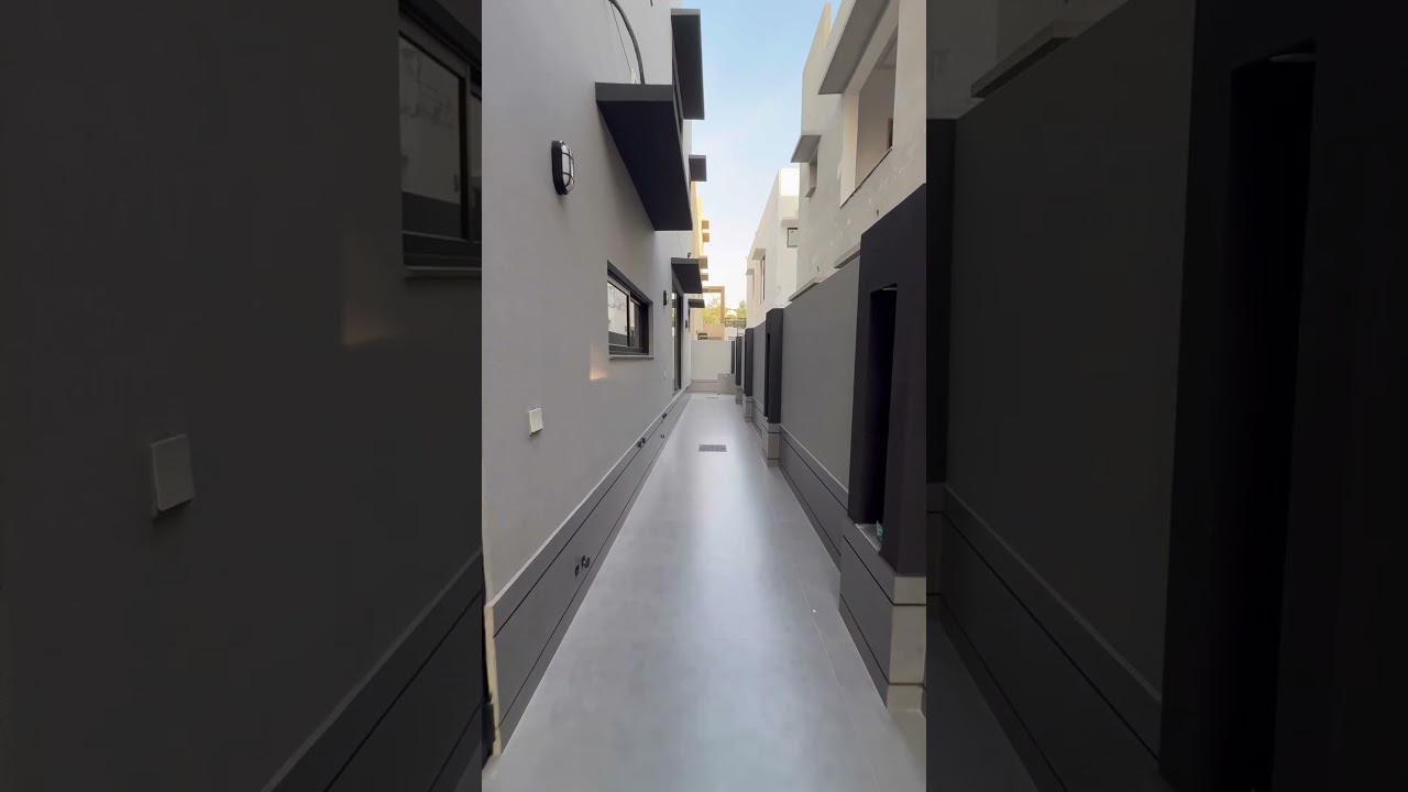 Brand New Ready To Move 10 Marla 