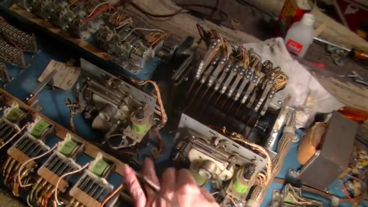 Bally 1970 Double-Up Pinball Stepper Units - YouTube