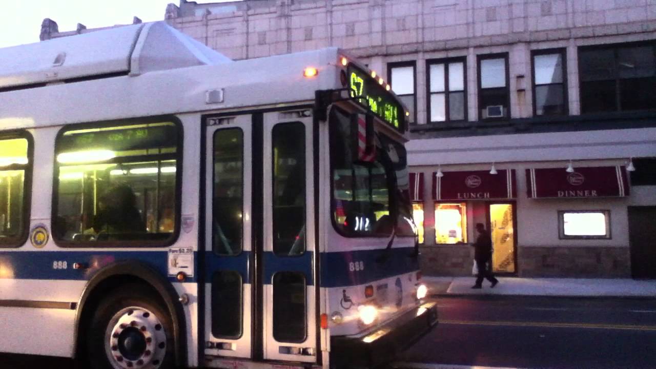 Take Off: MTA NYCT NovaBus RTS 