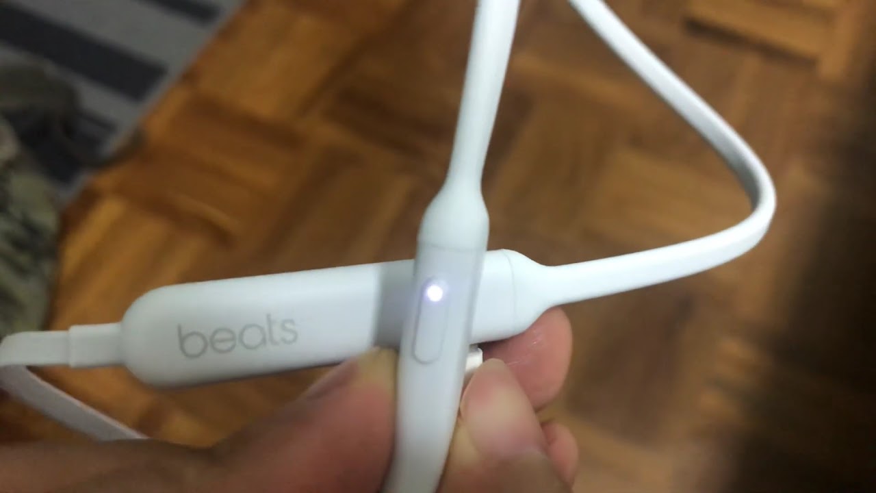 Brand new Beats X Bluetooth earphone does not turn on YouTube