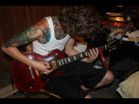 Asking Alexandria - Breathless