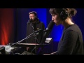 Capture de la vidéo Mount Kimbie Performing "Marilyn" Live On Kcrw