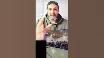 رجل دخل على أولاد من روسيا يصلون جماعة وكان هذا صوت إمامهم في تلاوة القرآن الكريم !😧😨 #aboelzeek