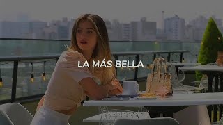 Video thumbnail of "La más bella - Afrodisíaco //Letra// Canción de Jaimito y Alessia //Al fondo hay sitio"