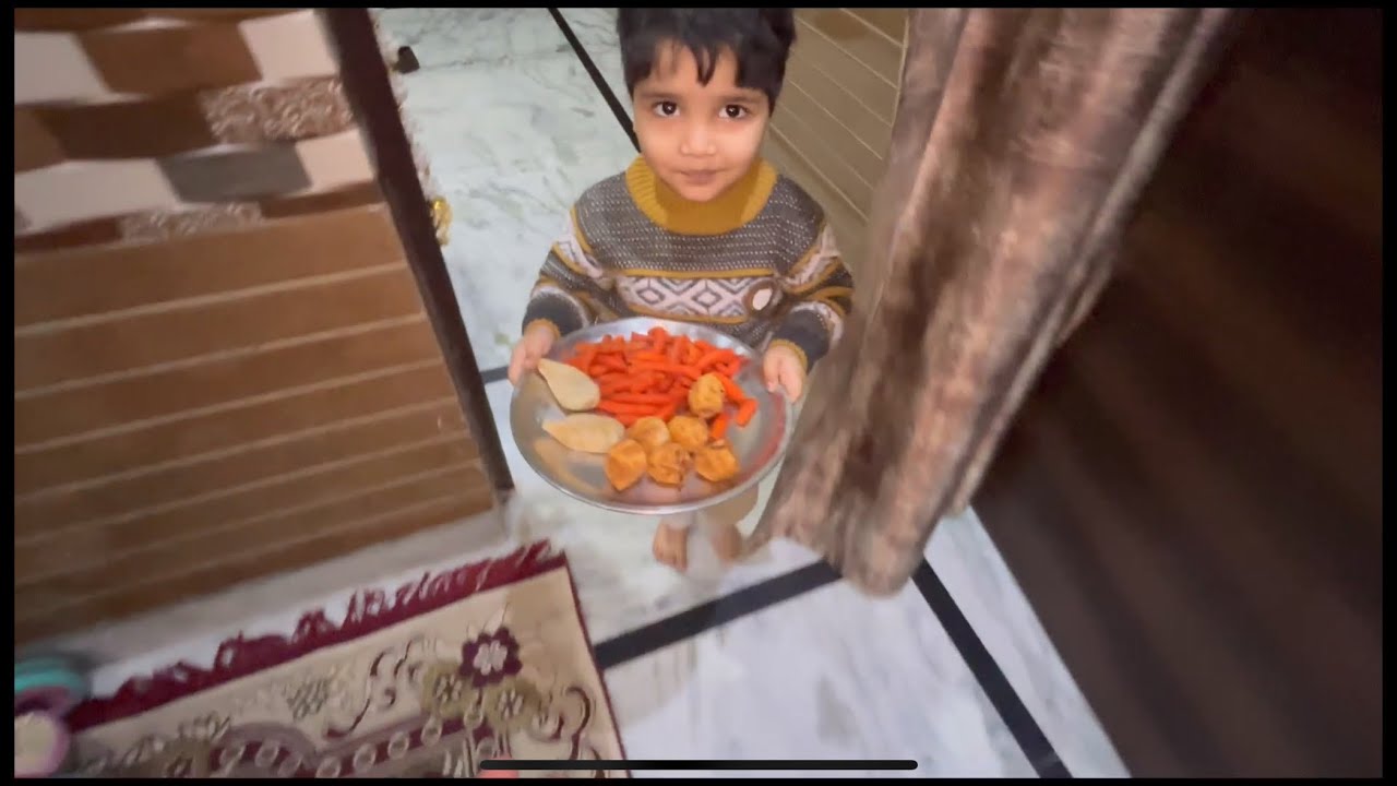 Chiku Ki Shararat 😂 | Momos & Fingers Le Gaya | Fun Vlog