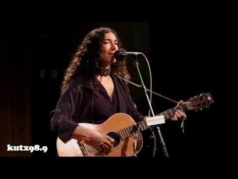 Bedouine — "Sunshine Sometimes" (Live in KUTX Studio 1A)