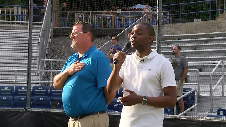WJHLs Curtis McCloud throws first pitch, sings Nat...