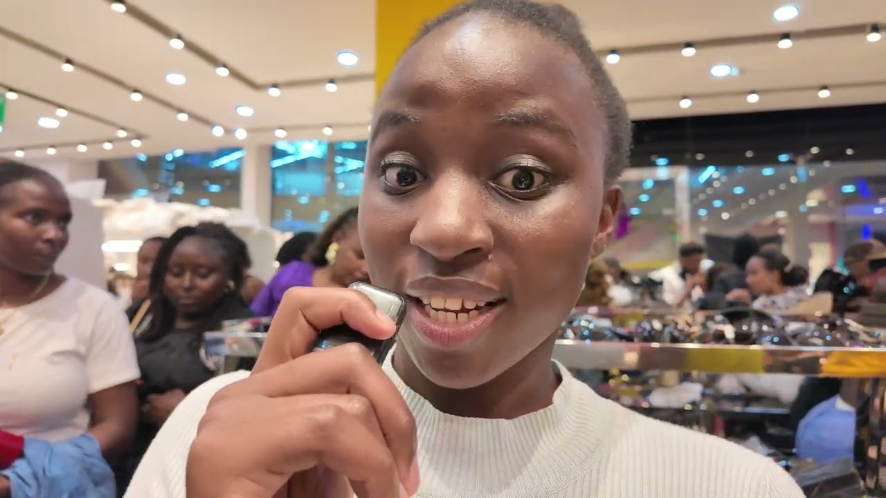 WEEKLY VLOG; A Little Praise, A Little Shopping, A Little Chaos