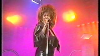 Tina Turner - Better be good to me on &quot;late late breakfast show&quot; 1984