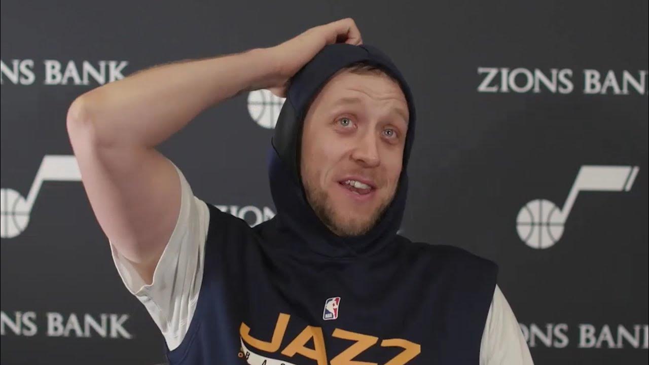 Utah Jazz's Joe Ingles speaks with reporters following the Utah Jazz shoot  around practice Tuesday, Oct. 26, 2021, in Salt Lake City. (AP Photo/Rick  Bowmer Stock Photo - Alamy