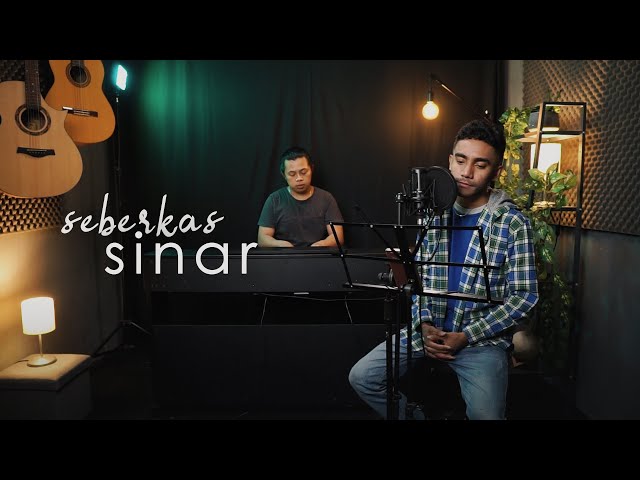 Seberkas Sinar - Nike Ardilla - Yan Josua u0026 Rusdi Cover class=