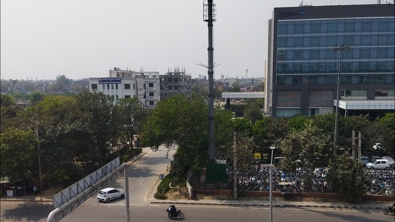 "My Journey to Bata Chowk || Metro Station on the Delhi Metro|| Today" today