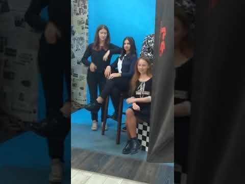 Фотосессия Ани на школьный альбом! #Shorts