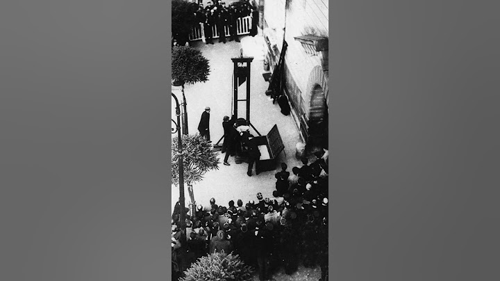 Un moment d’histoire en photo! 📸 La dernière exécution publique par guillotine! 😨