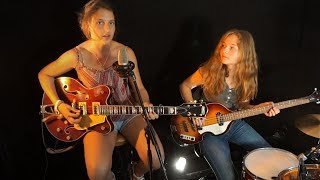 Video thumbnail of "Michelle (Beatles Cover); Sina feat. Celi"