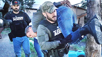 Are bounty hunters considered law enforcement?