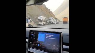 Дар Роҳи Душанбе Хуҷанд Мошинеки Мошинҳои Навроба Тоҷикистонмеоварадба Садамадучоршудааст. Resimi