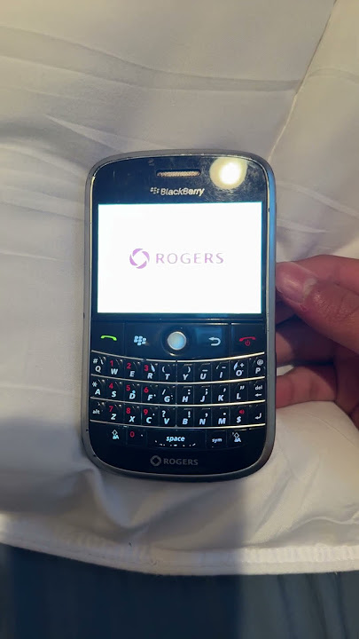 Download lagu Blackberry Bold 9000 (Rogers)- startup and shutdown