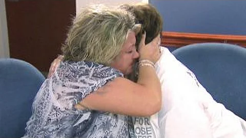 Families of overdose victims find comfort in support group - DayDayNews