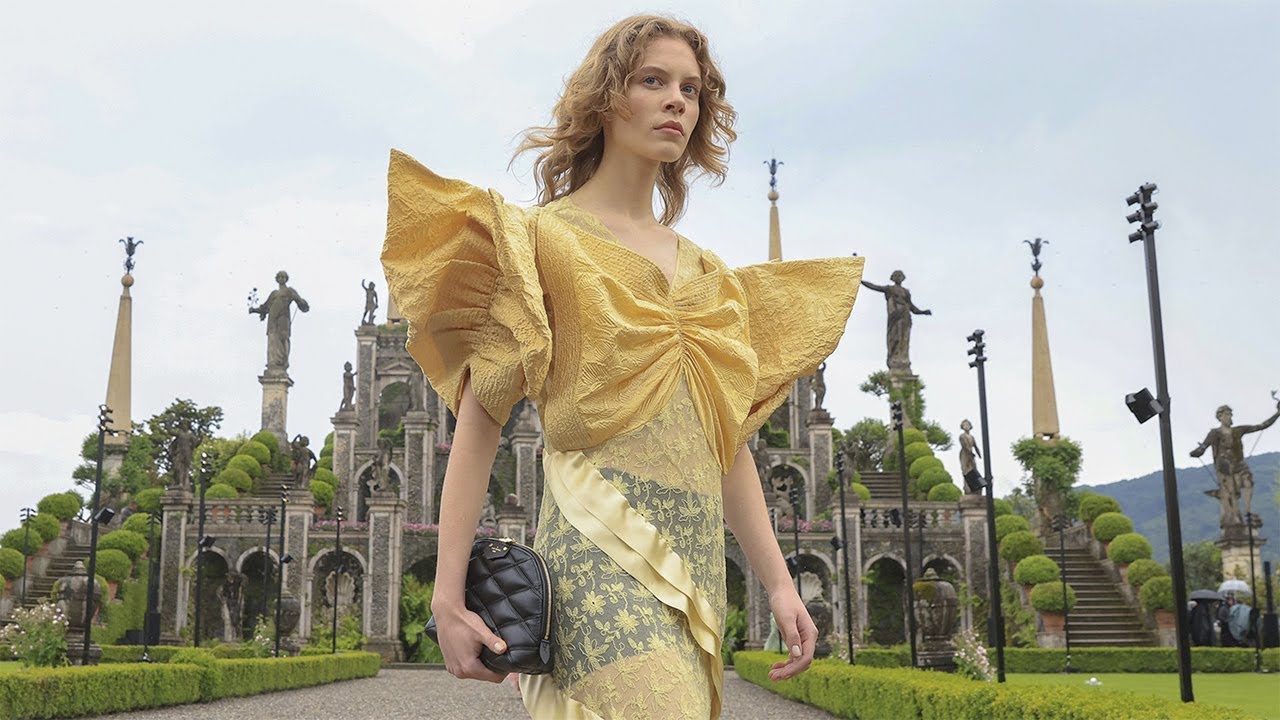2024Cruise 新作☆人気☆Louis Vuitton☆ブローチ LV コライユ Louis Vuitton | Cruise 2024 | Full Show - YouTube