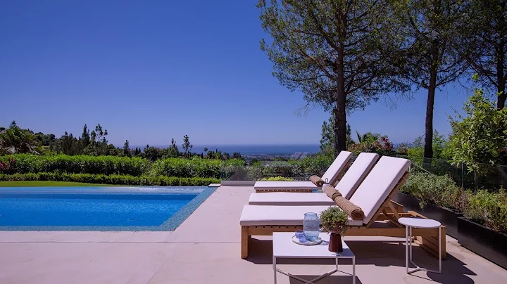 Discover this Stylish 9,500,000 Villa La Zagaleta,...