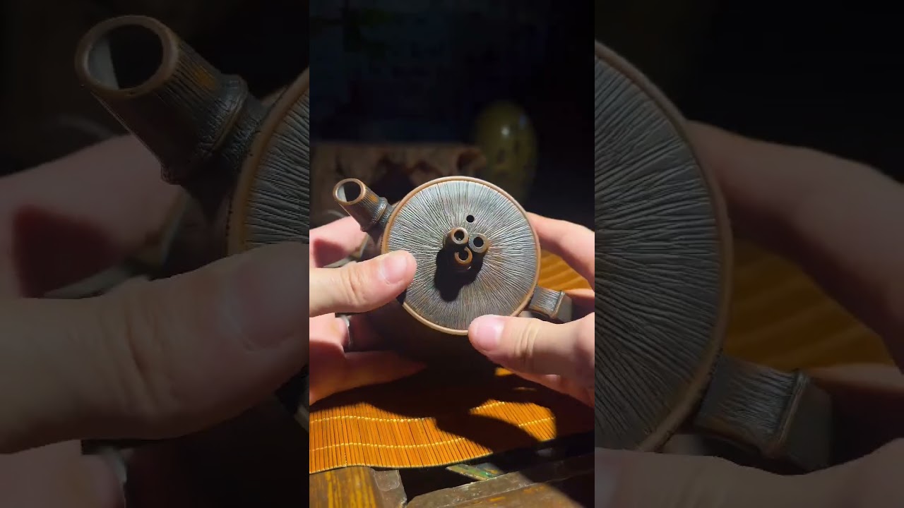Root-Inspired Jianshui Pottery Teapot | Smooth Pour Like Oil, Clean Cut (42s Demo)